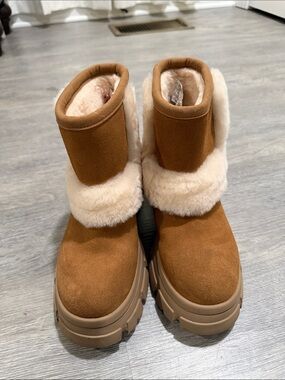 Women's Tan Suede Faux-Fur Lined Winter Boots